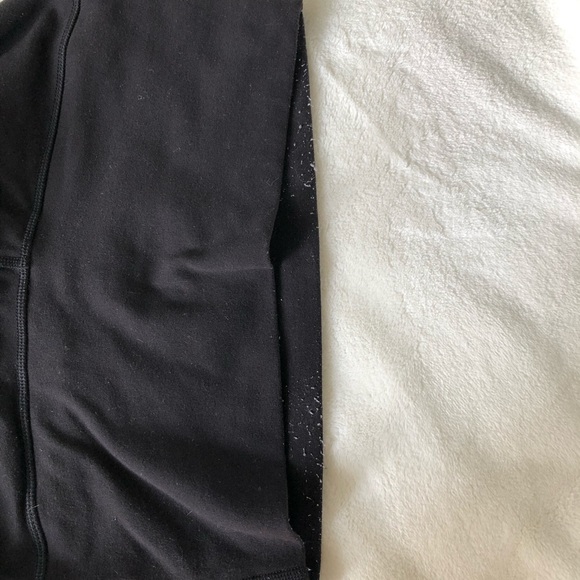 Lululemon black size 8 leggings, 21” inseam - Picture 2 of 4